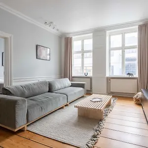 Charming In Latin Quarter Of Apartment