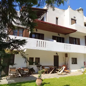 Ta Pefka Apartment Nikiti (Sithonia)