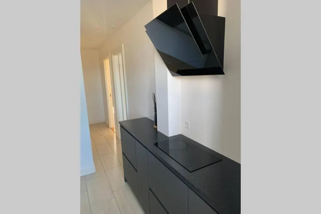 300 M To Metro: 5 Min Airport/12 Min Copenhagen C Apartment