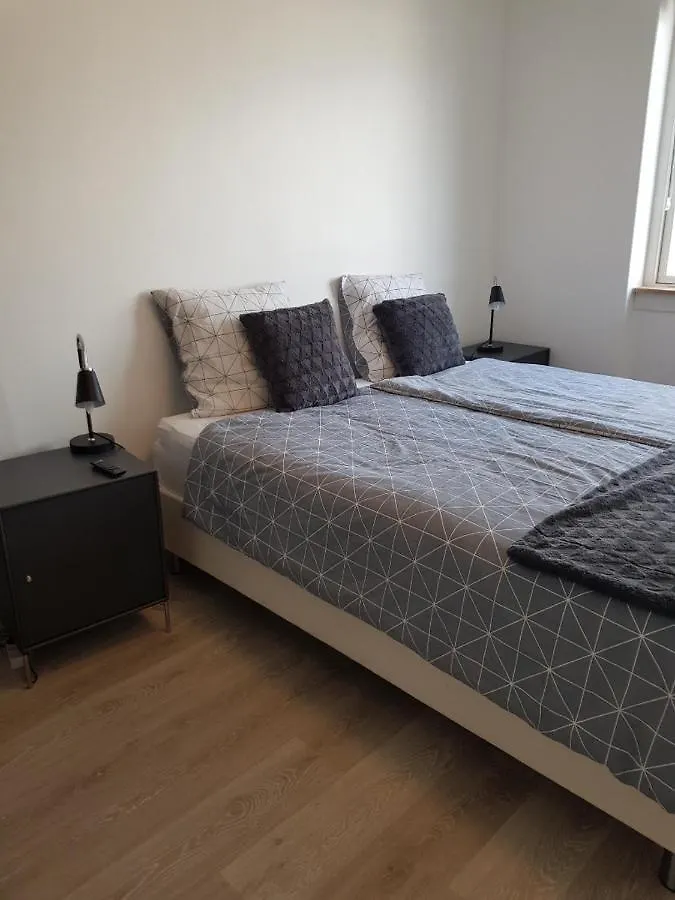 300 M To Metro: 5 Min Airport/12 Min Copenhagen C Apartment 0*,